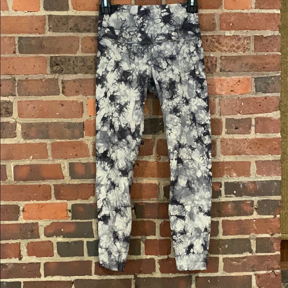 Lululemon wonder under leggings